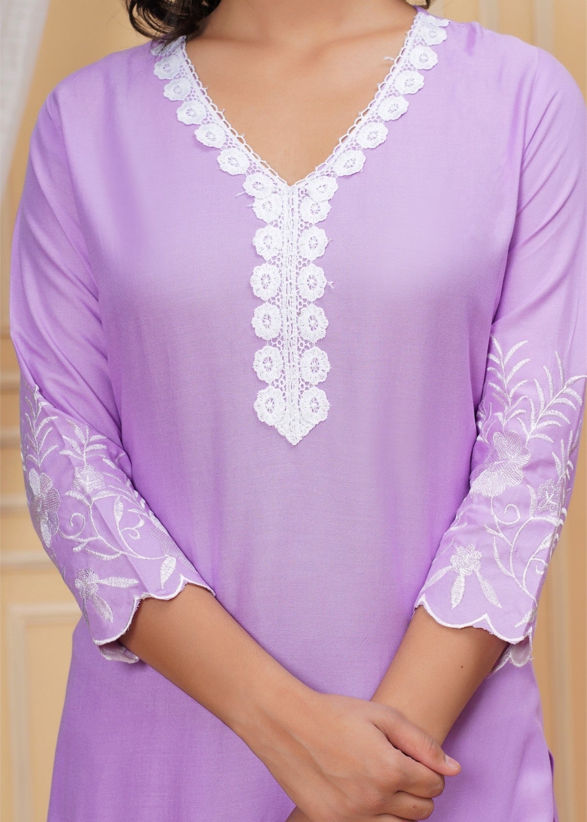 Women's Lavender Embroidered Kurti Set with Pant & Dupatta Akrish