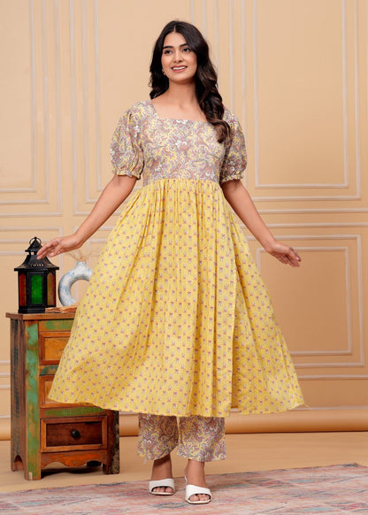 Yellow Floral Printed Overlay Kurta Pant Set with Puff Sleeves – Elegant Indo-Western Fusion Wear Akrish
