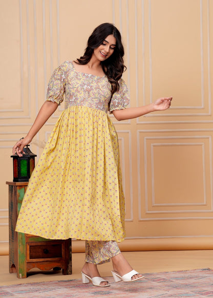 Yellow Floral Printed Overlay Kurta Pant Set with Puff Sleeves – Elegant Indo-Western Fusion Wear Akrish