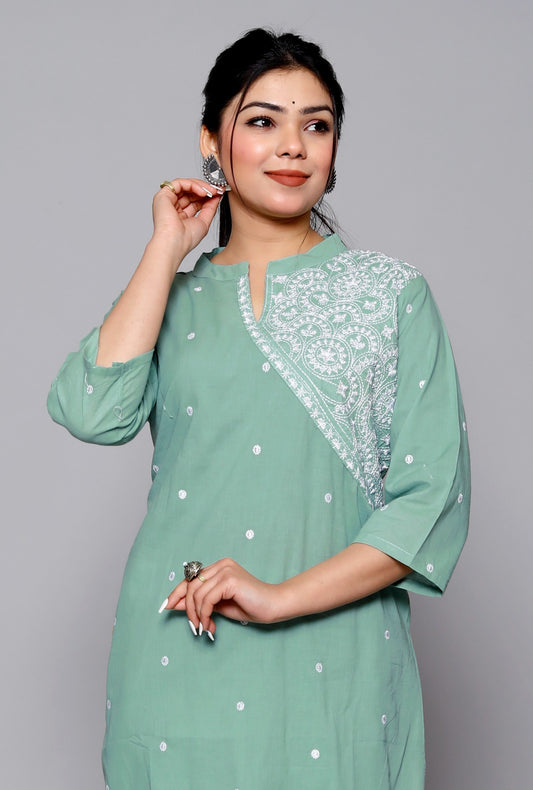 Akrish Green Cotton Embroidered Kurta Set for Women | Premium Ethnic Wear